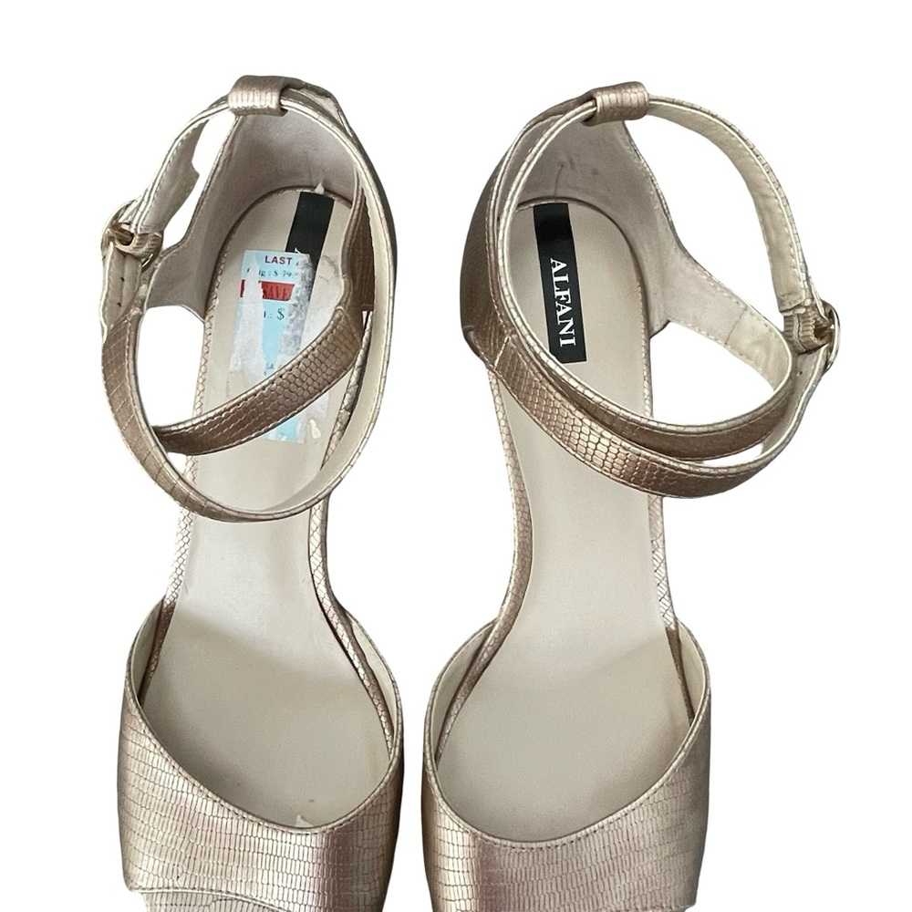 Alfani Galeah Ankle Strap Heels Gold Size 8 - Picture 7 of 9